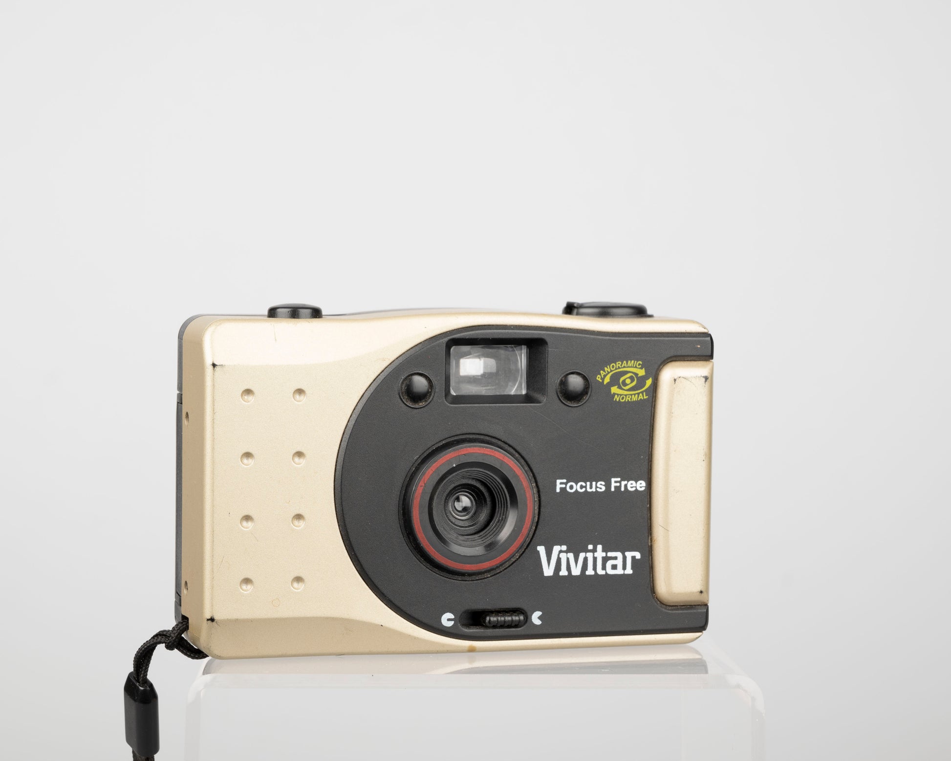 Vivitar PN2011 wide-angle 35mm film camera - Main Image