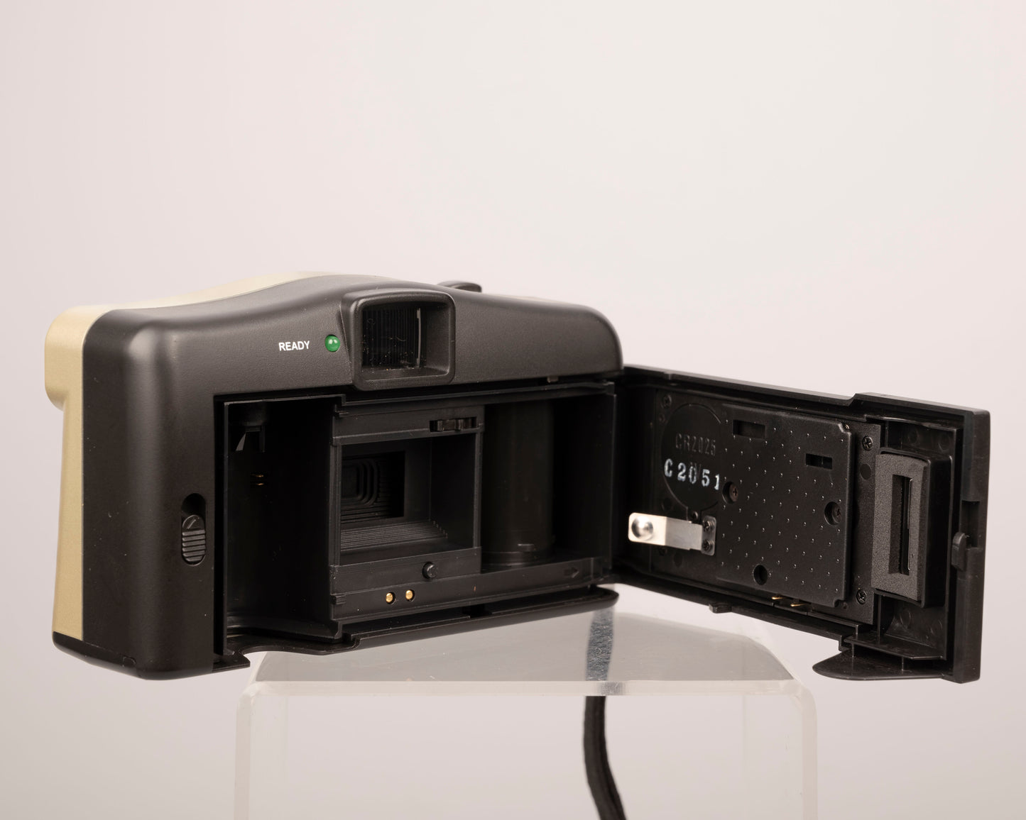 Vivitar BV2000 Date-A-Print 35mm film camera w/ case