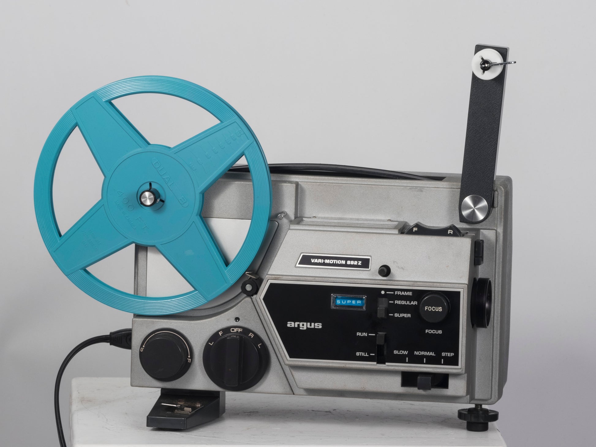 Argus Vari-Motion 892Z Dual Super 8 and 8mm shown with takeup reel