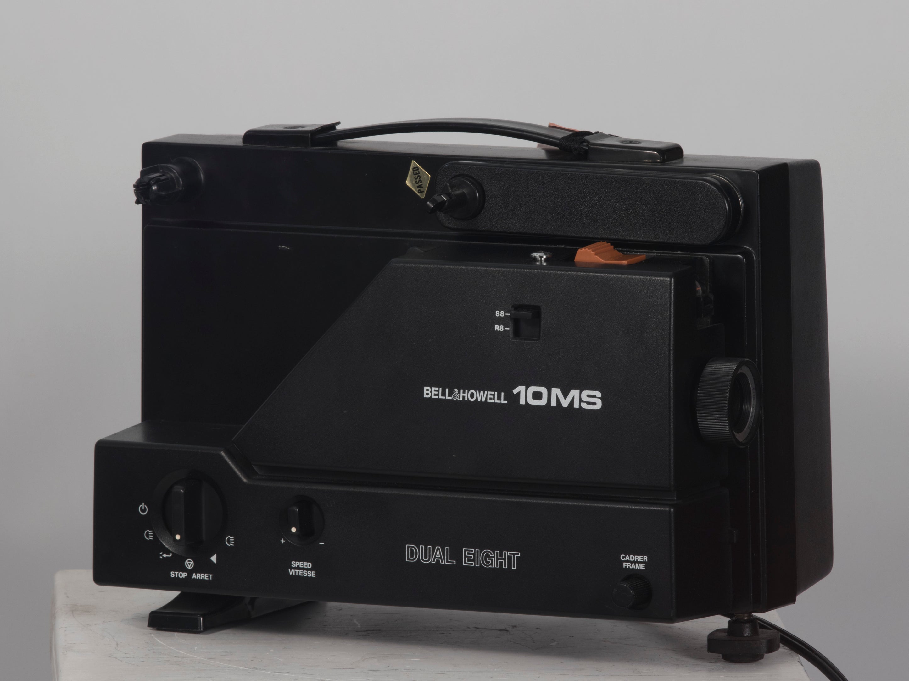 Bell and Howell 10MS dual 8mm & Super 8 projector New Wave Pool