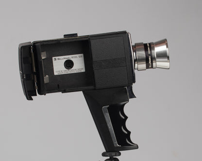 Caméra Bell et Howell 1206 Director Series Super 8