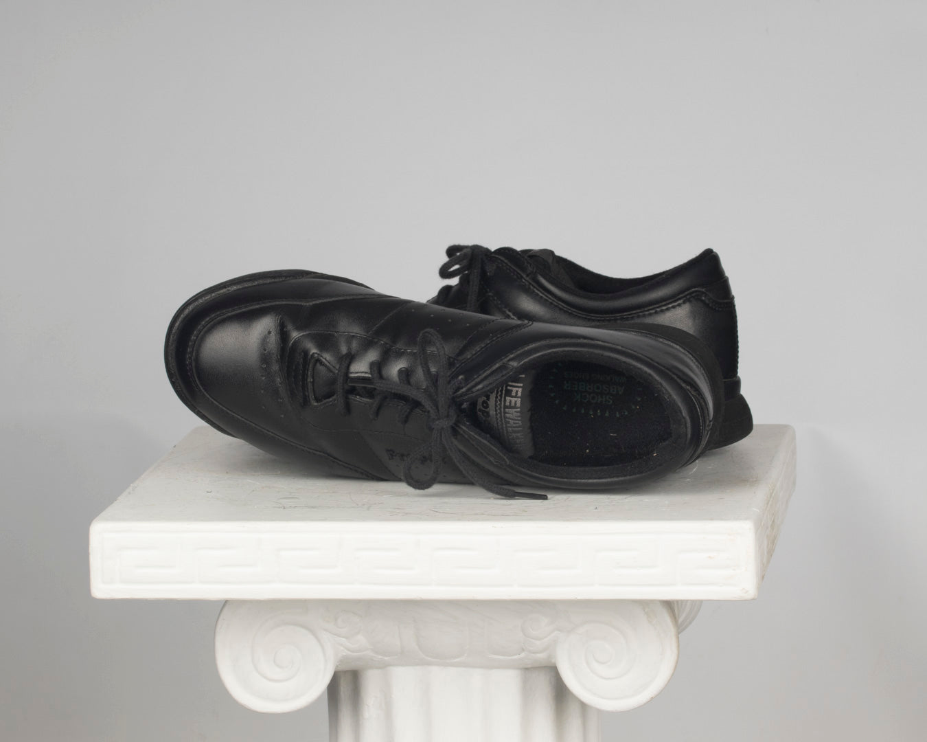 Black Dad sneakers - Propet - women's 9