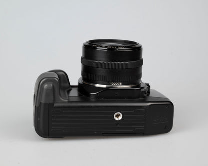 Canon EOS 650 SLR 35 mm avec objectif EF 28 mm f2.8 (série 1051453)