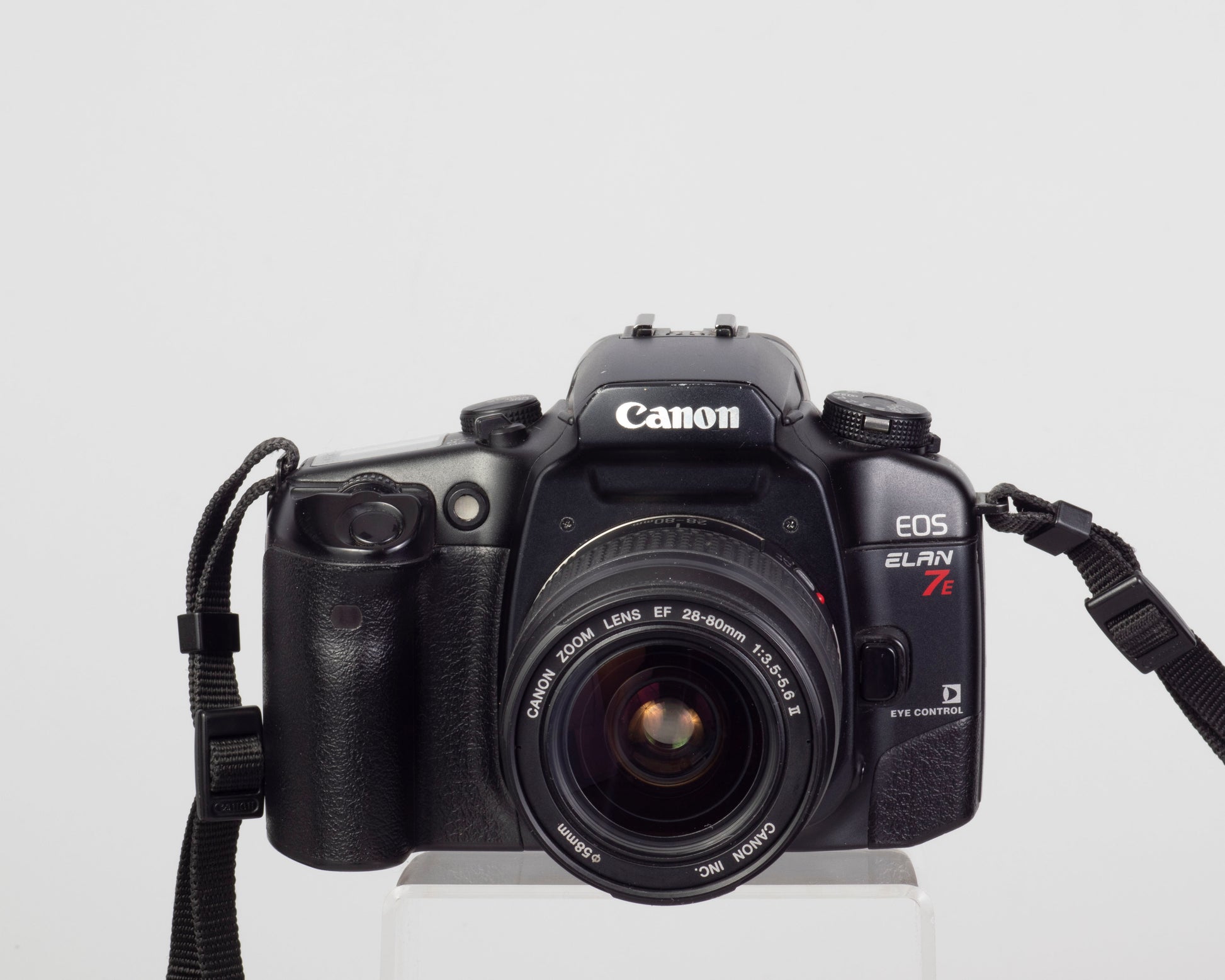 The Canon EOS Elan 7E is a prosumer 35mm SLR from the year 2000 