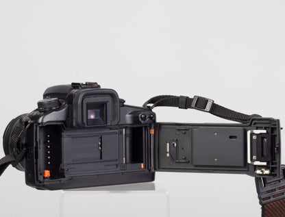 Canon EOS Elan 7E 35mm SLR avec objectif EF 28-80mm + manuel d'origine