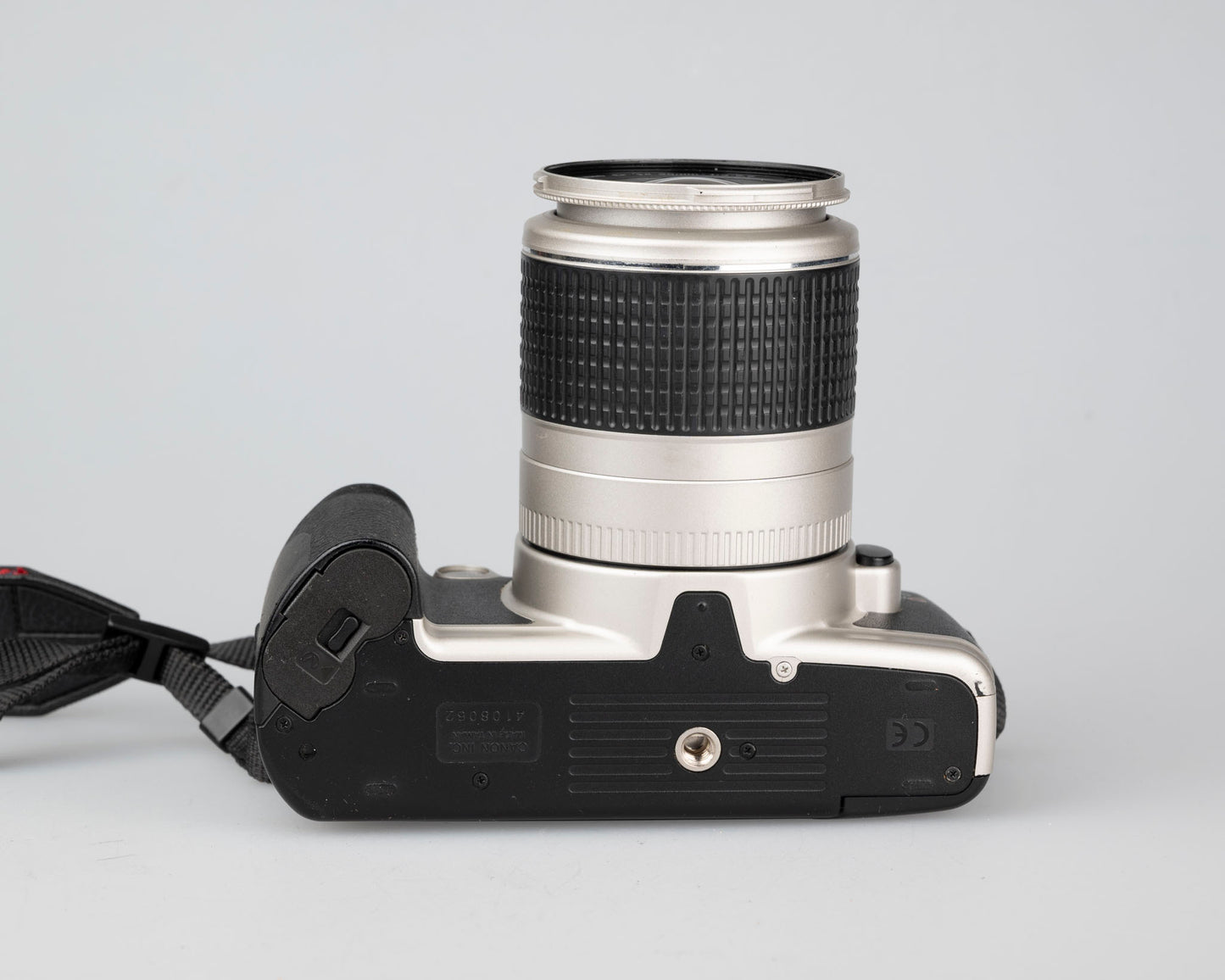 Canon EOS Rebel G 35mm film SLR w/ EF 28-90mm lens (serial 4108062)
