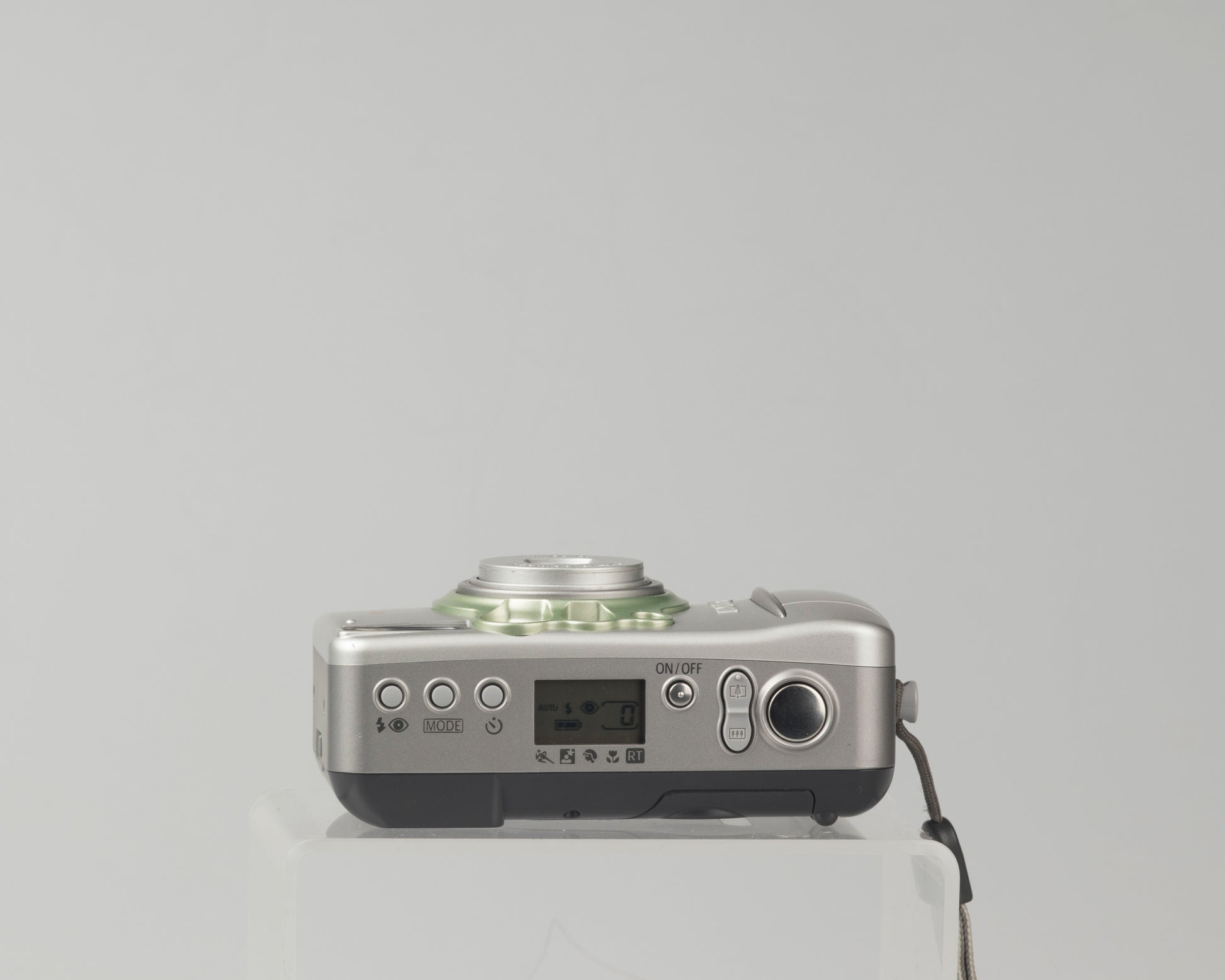 Canon Sure Shot 90u II Date - Compact argentique 35mm zoom - Point & Shoot - Photo, audio & vidéo Canon Sure Shot 90u II Date - Compact argentique 35mm zoom - Point & Shoot - Photo, audio & vidéo