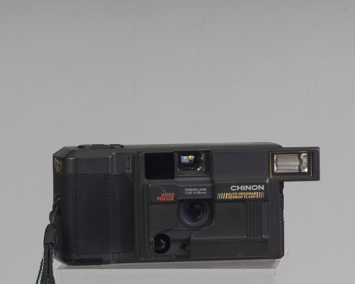 Chinon Auto 1001 autofocus 35mm film camera