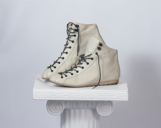 vintage laceup ankle boots hightop sneakers white 80s flat