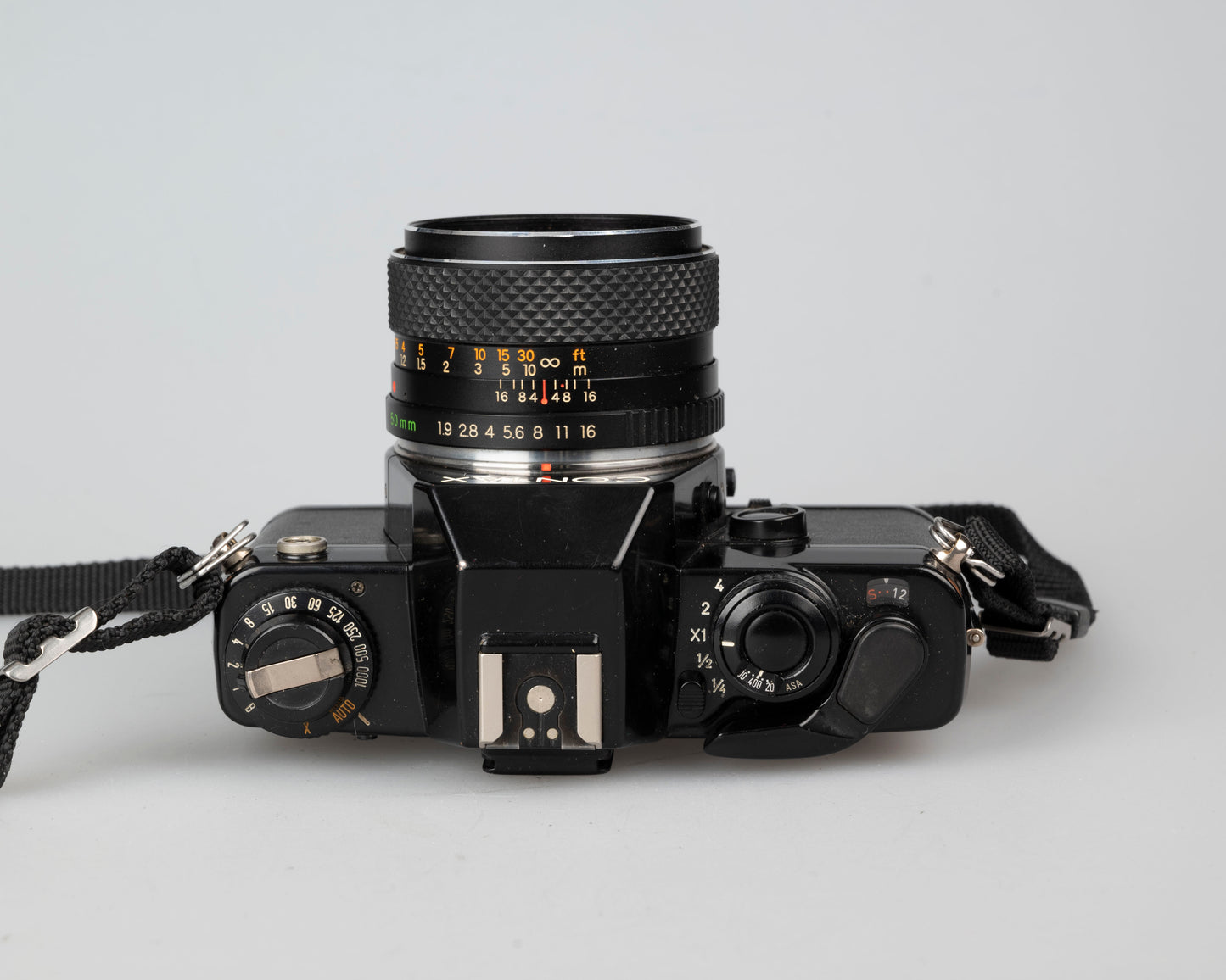 Contax 139 Quartz 35mm SLR w/ DBS 50mm f1.9 lens