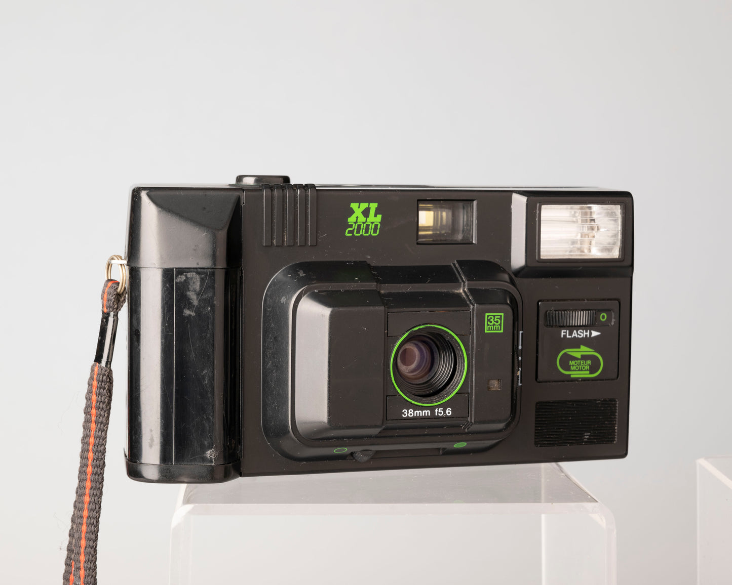 Diramic XL 2000 35mm camera (serial C617107)