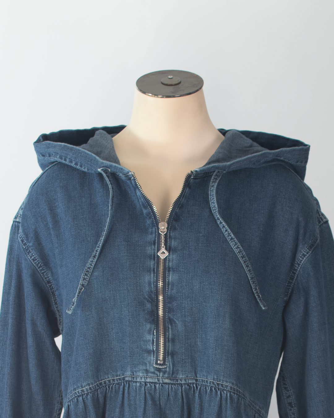 DKNY denim dress with hood New Wave Pool DKNY denim dress with hood New Wave Pool