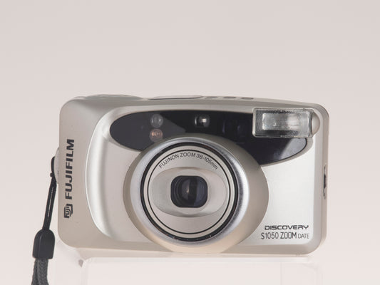 Fujifilm Discovery S1050 Zoom Date 35mm film camera front view