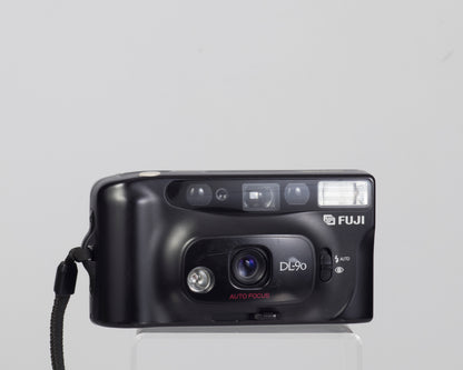 The Fuji DL-90 is a simple autofocus 35mm film point-and-shoot from the 1990s