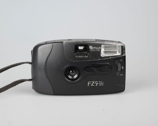 Appareil photo argentique Fuji FZ-5 35 mm (série 70716841)