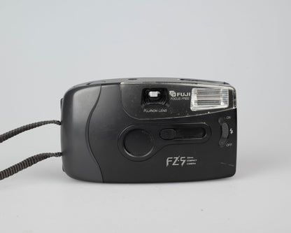 Fuji FZ-5 35mm film camera (serial 70716841)