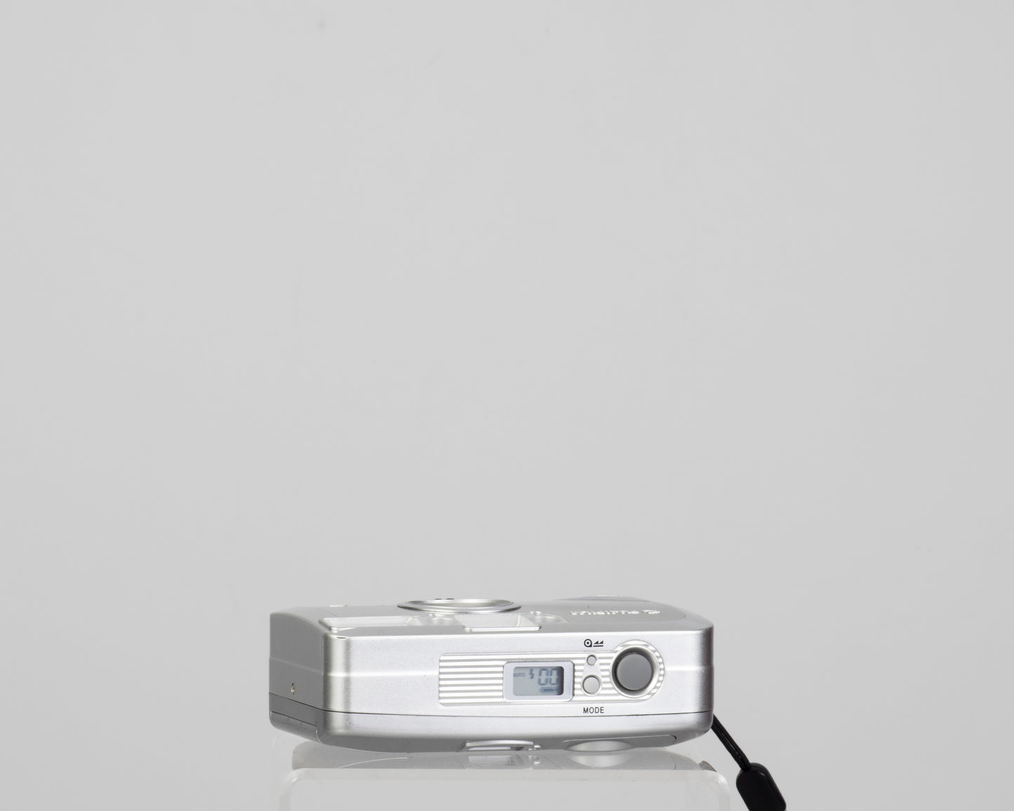 The Fujifilm Clear Shot S Autofocus ultracompact 35mm film camera
