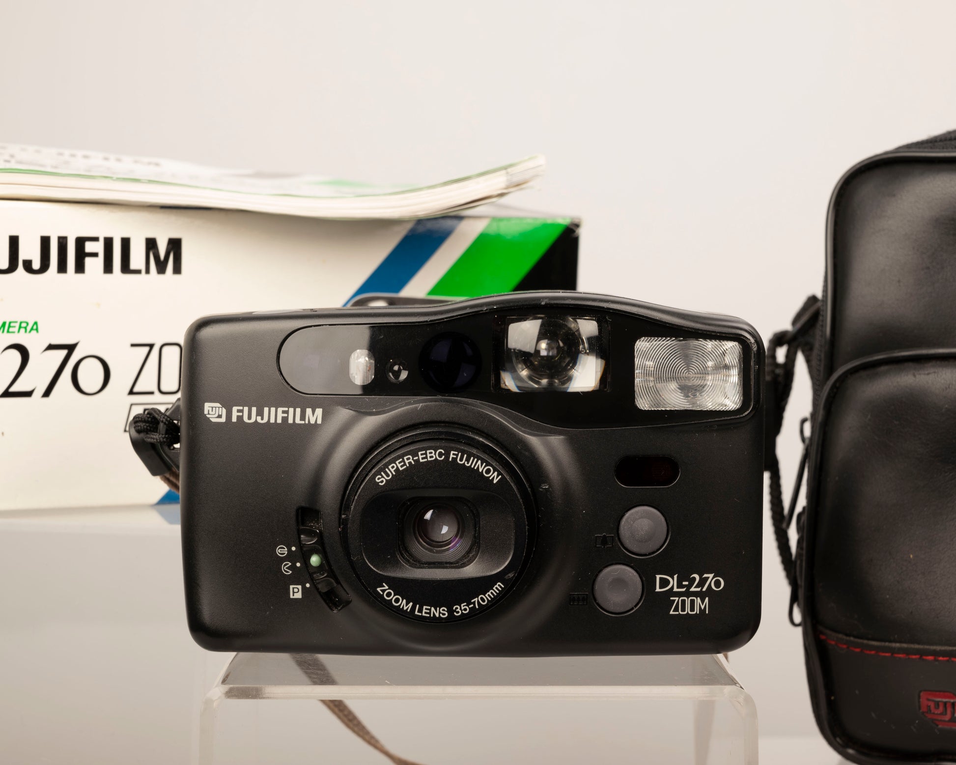 The Fujifilm Dl-270 Zoom (aka Discovery 270) is a quality 35mm point-and-shoot from the late 1990s