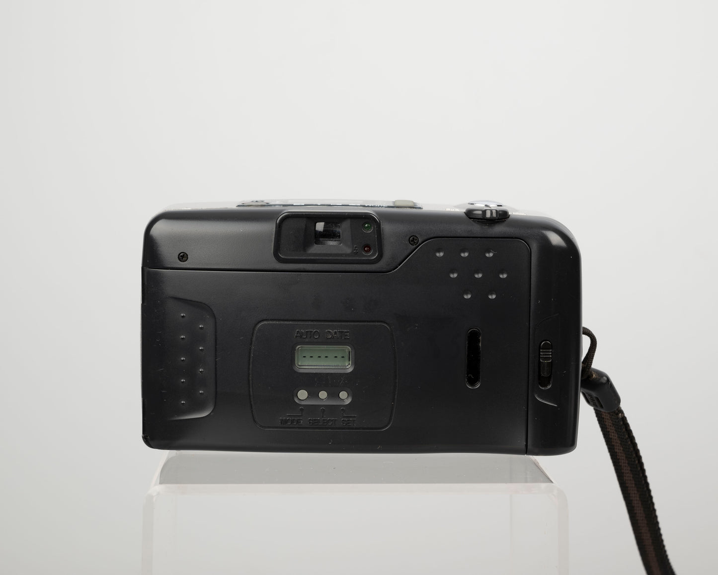 Fujifilm Zoom Date 70 35mm camera (serial 4541226)