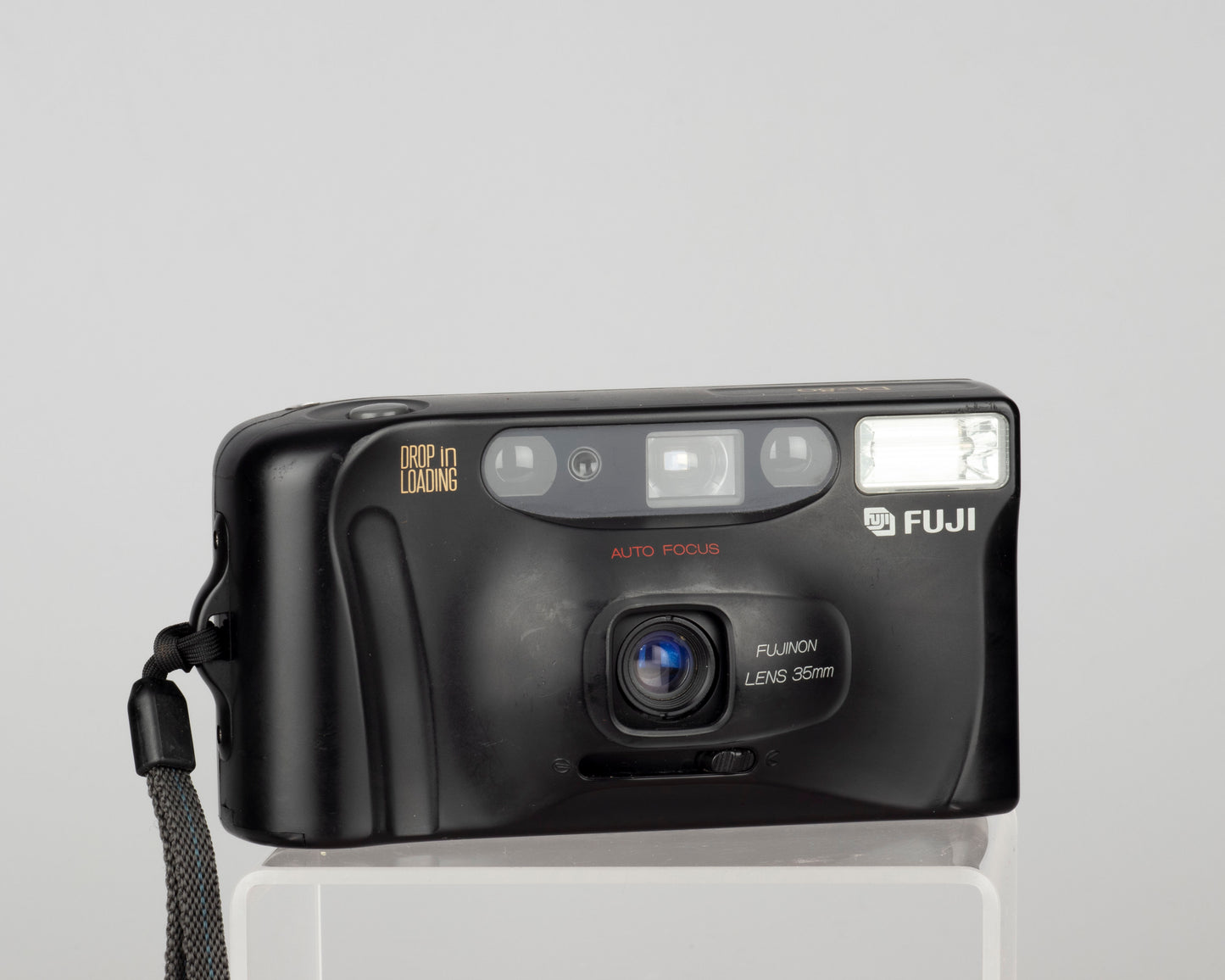 The Fujifilm DL-80 is a compact 35mm film camera from the 1990s