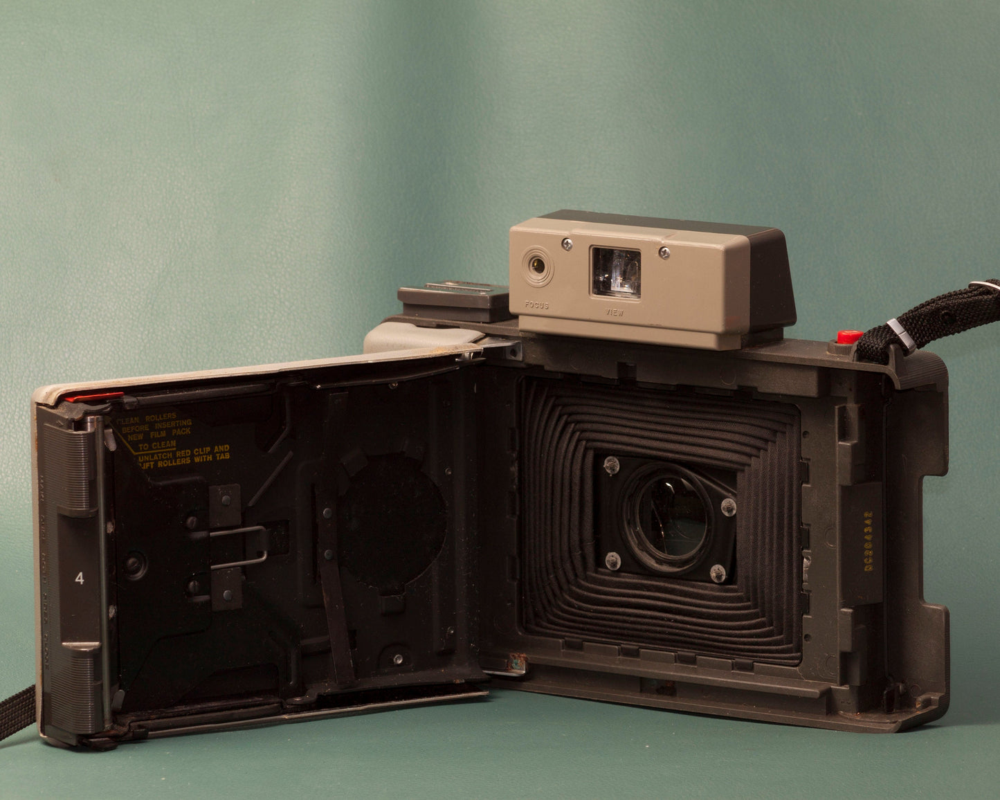 Polaroid 420 Land Camera