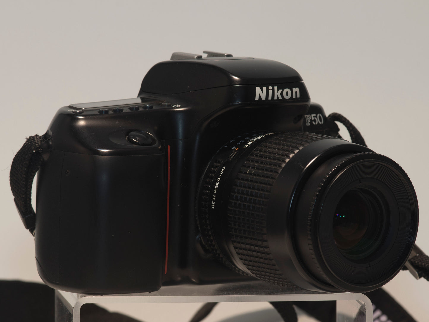 Reflex Nikon F50 35 mm