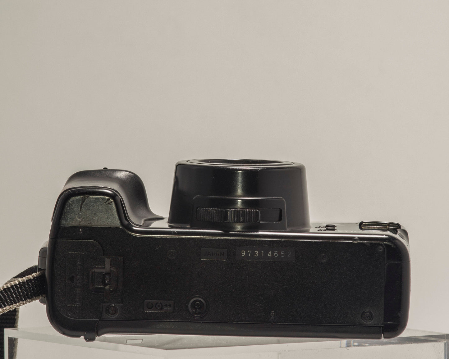 Minolta Freedom Zoom 65 35mm camera