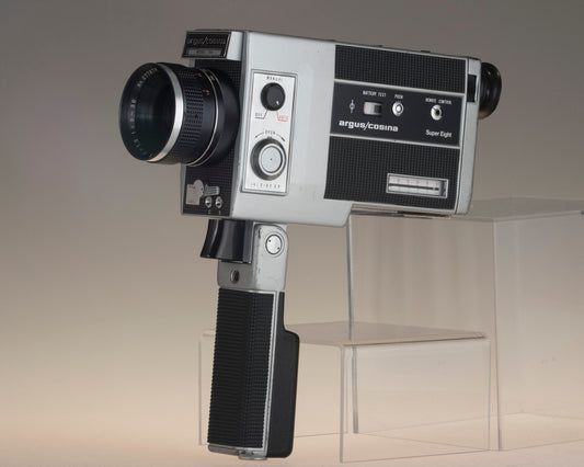 Caméra Argus Cosina modèle 704 Super 8