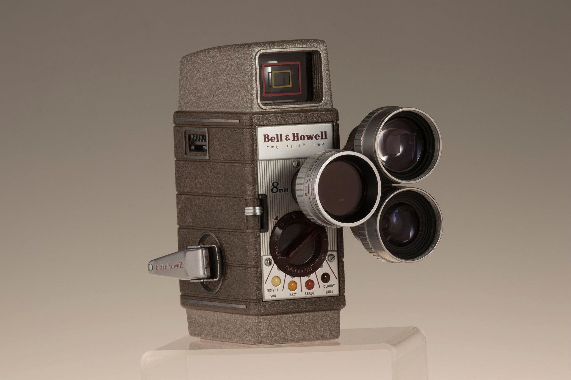 Bell and Howell Two-Fifty-Two 8mm movie camera – New Wave Pool