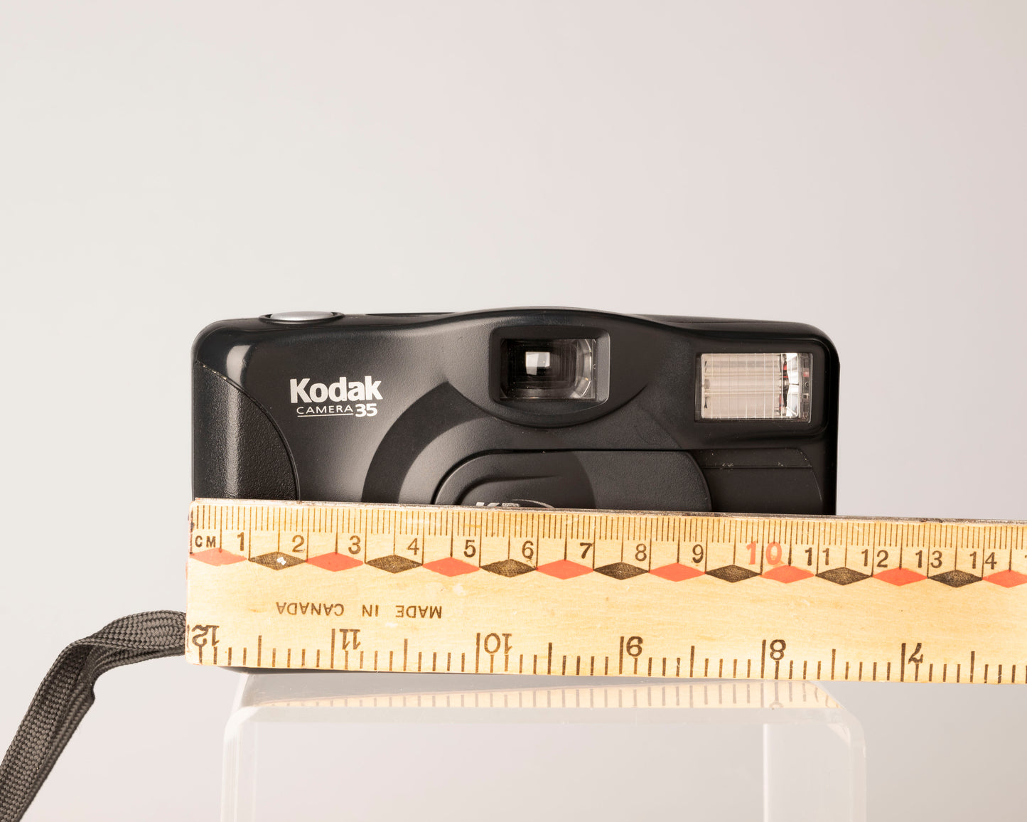 Appareil photo Kodak KB18 35 mm avec étui