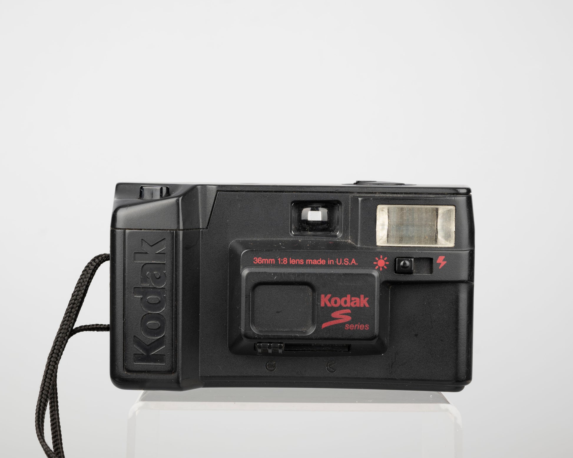Appareil photo argentique Kodak S-Series S10 35 mm (série 02254782) – New Wave Pool Appareil photo argentique Kodak S-Series S10 35 mm (série 02254782) – New Wave Pool