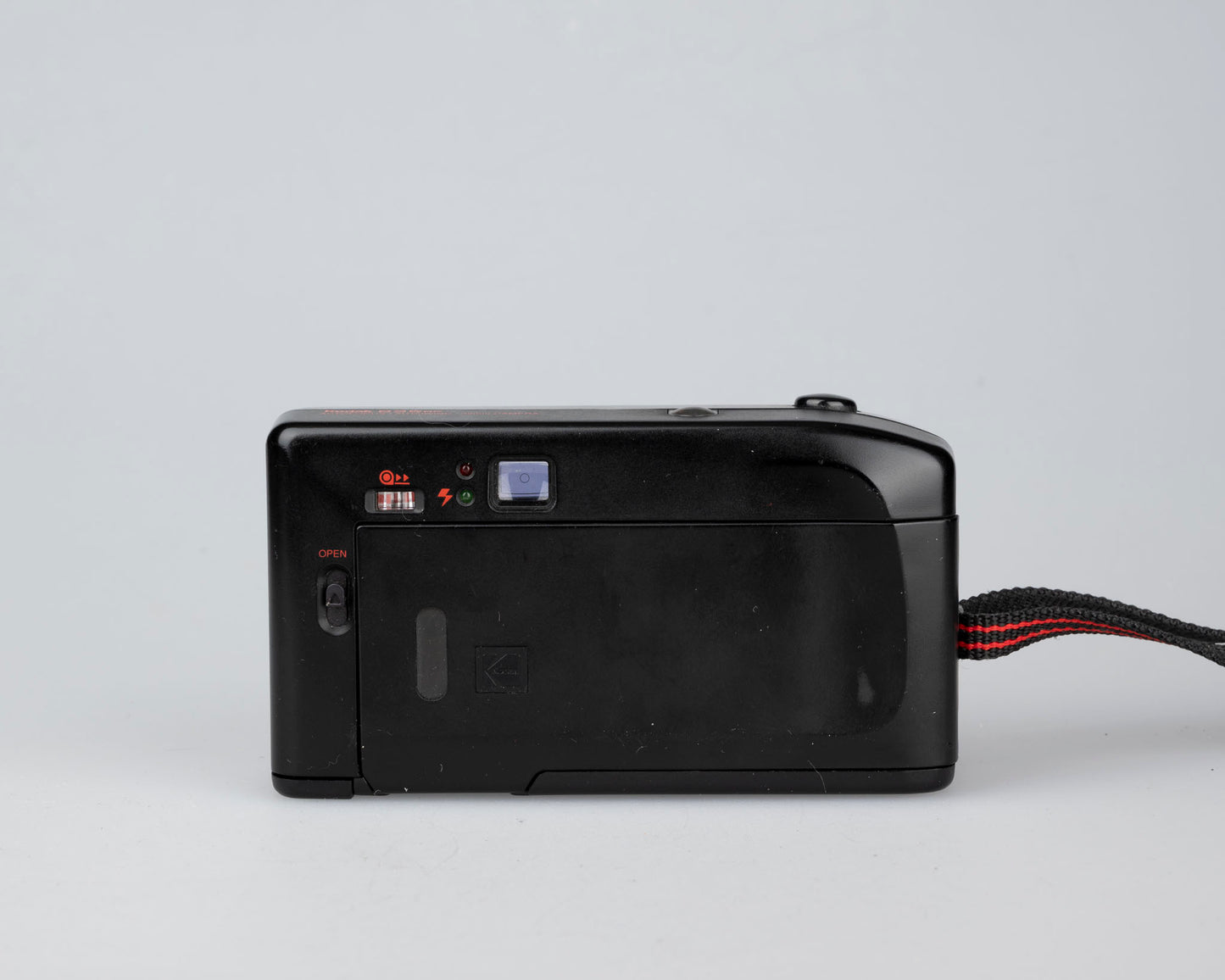 Appareil photo 35 mm à mise au point automatique Kodak Star 835AF (série T-074) avec manuel