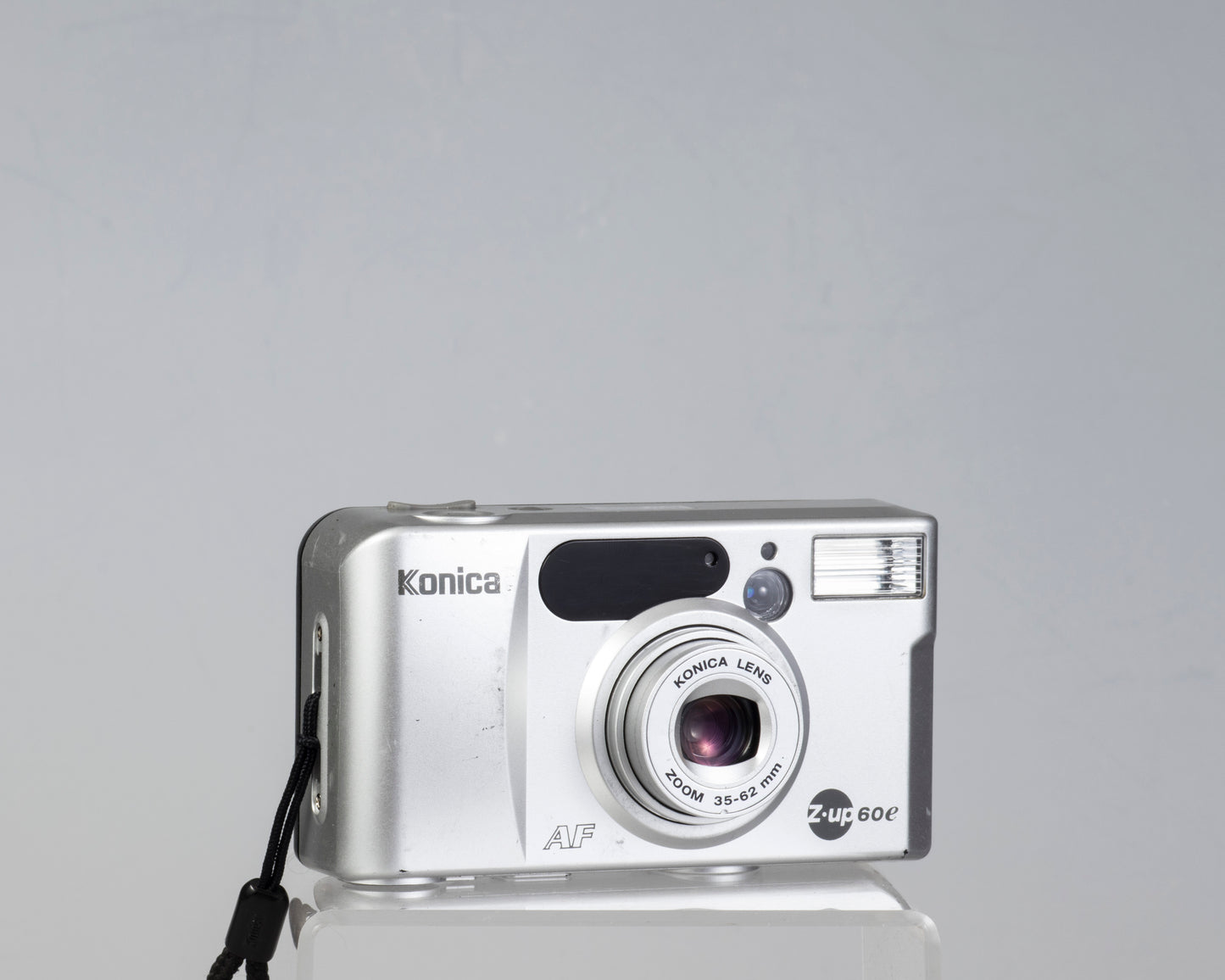 The Konica Z-up 60e is a compact point-and-shoot from the early 2000s