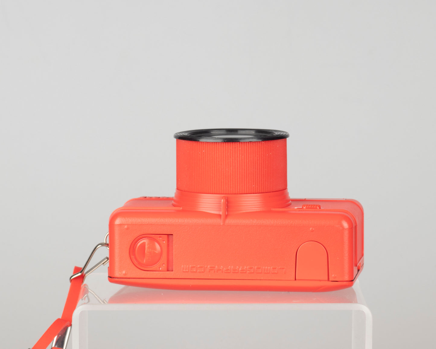 Lomography Fisheye One 35mm film camera red version (serial 0858653)