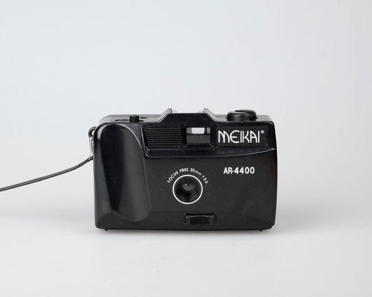 Meikai AR-4400 focus-free 35mm camera w/ case