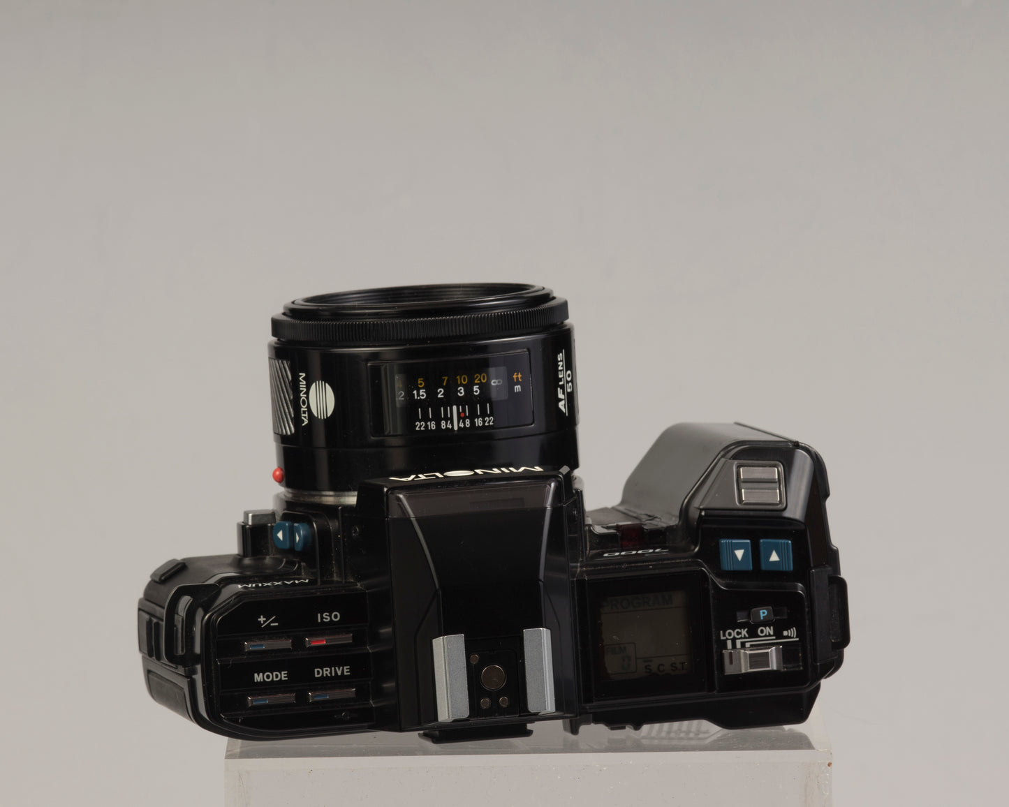 Minolta Maxxum 7000 35mm film SLR