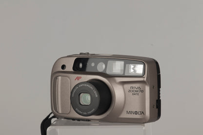 Appareil photo Minolta Riva Zoom 70 Date 35 mm avec étui (série 38921090)