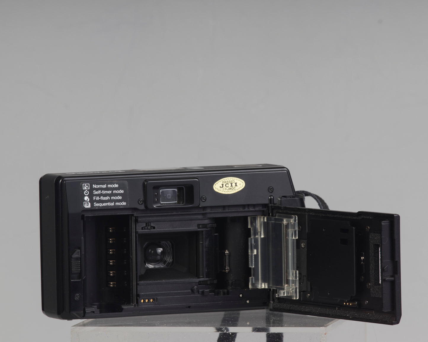 Minolta Freedom III 35mm point-and-shoot camera