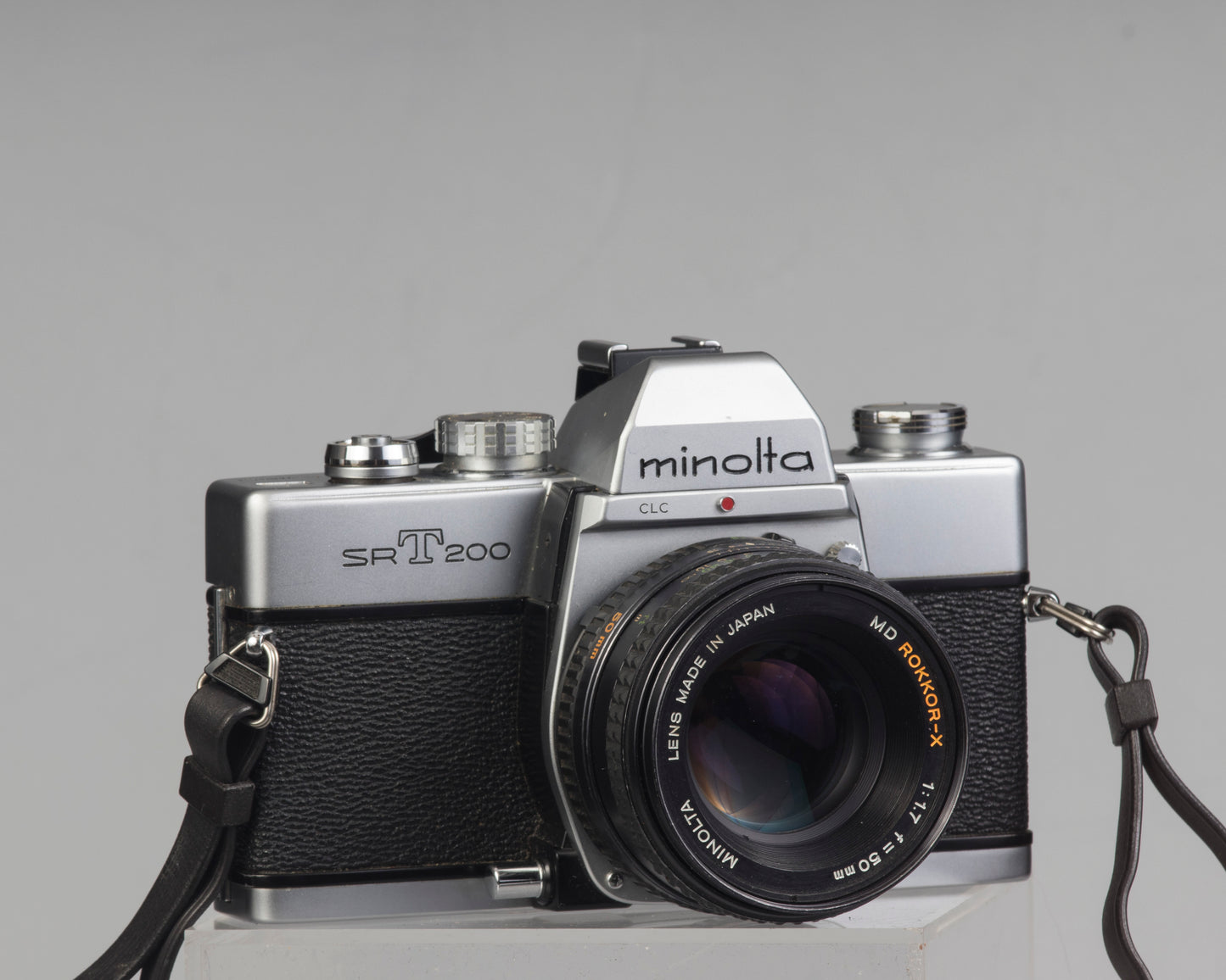Minolta SRT 200 35mm SLR w/ Rokkor 50mm f1.7 lens
