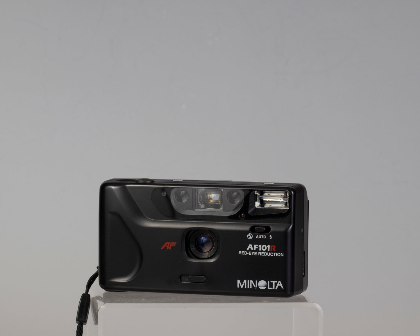Minolta AF101r 35mm point-and-shoot camera w/case