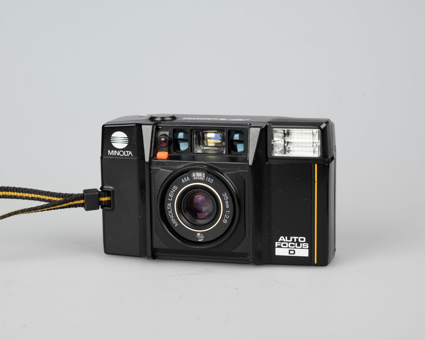 Minolta AF-S Quartz Auto Focus D " 35mm camera (serial 5004699)