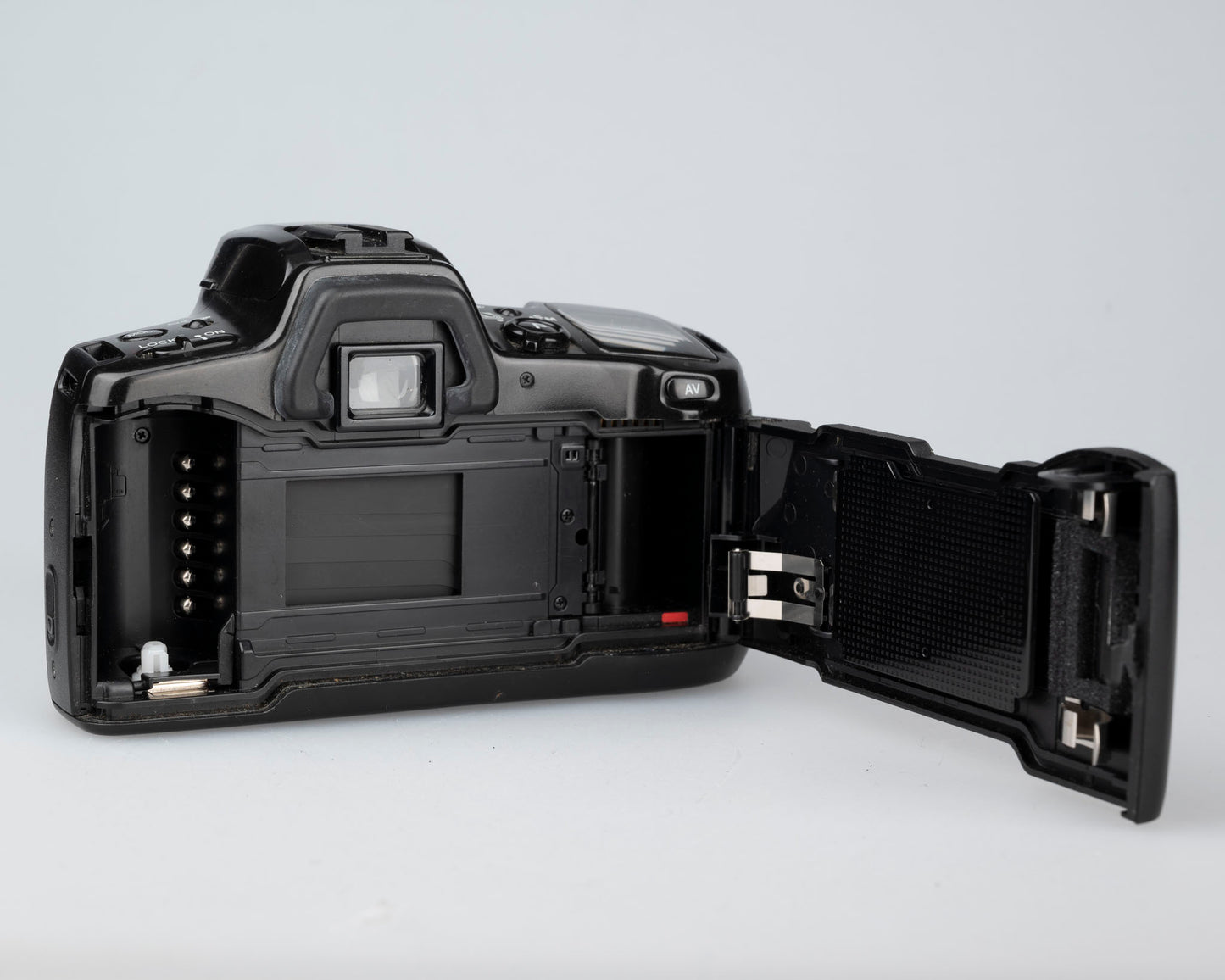 Minolta Dynax 500si 35mm film SLR w/ Maxxum Af 35-80 power zoom lens (serial 98601250)