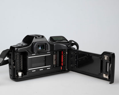 Minolta Dynax 7000i 35mm SLR set w/ 50mm f1.7 lens + 3200i flash