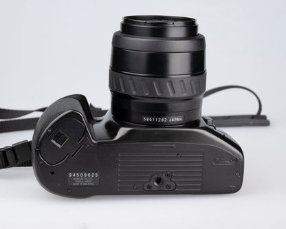 Minolta Maxxum 300si 35mm film SLR w/ 35-70mm lens + manual