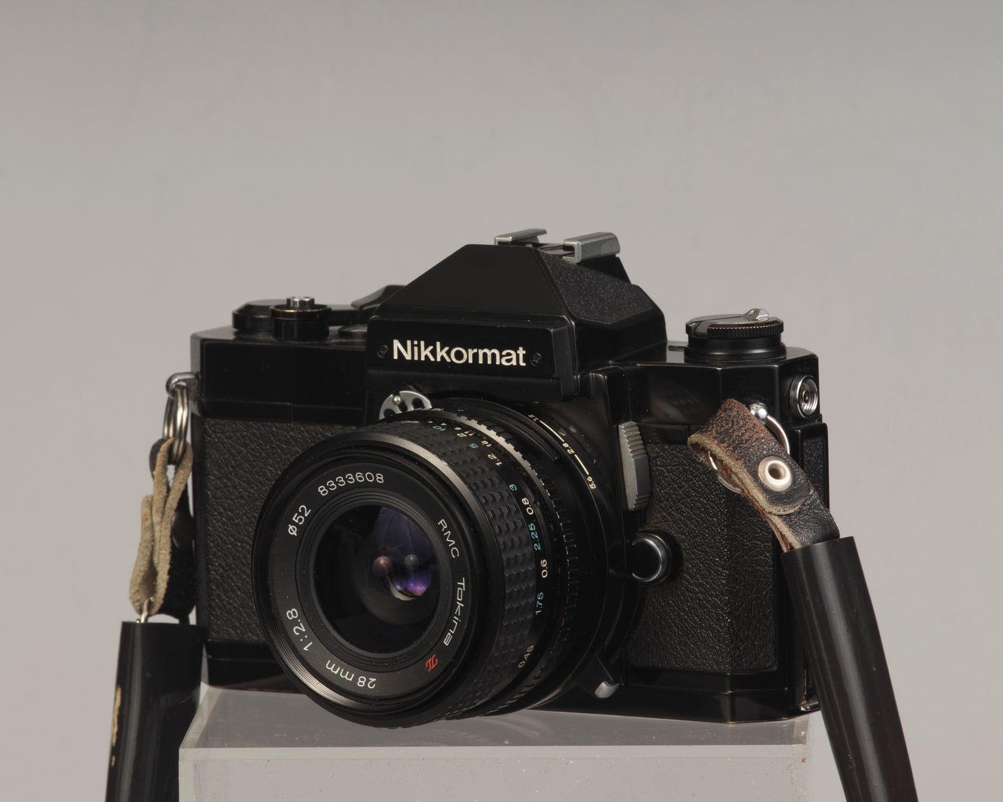 Appareil photo reflex Nikon Nikkormat FT2 35 mm avec objectif RMC Tokina II 28 mm f2.8
