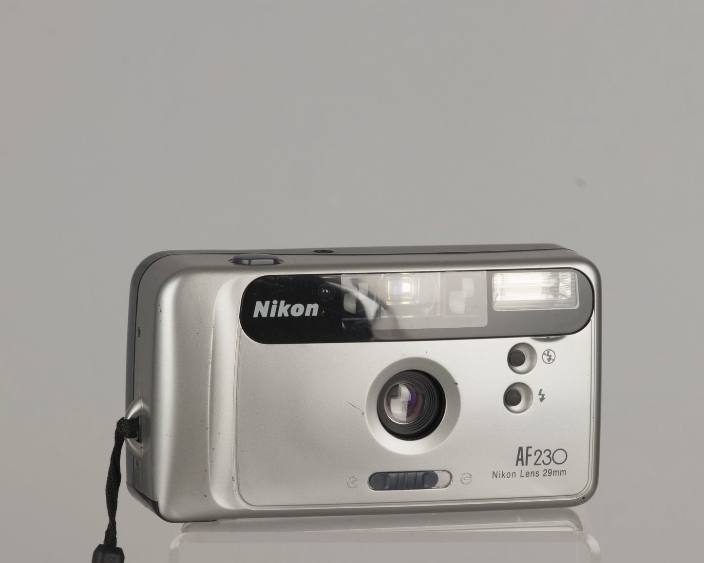 Nikon AF230 35mm film camera with original case