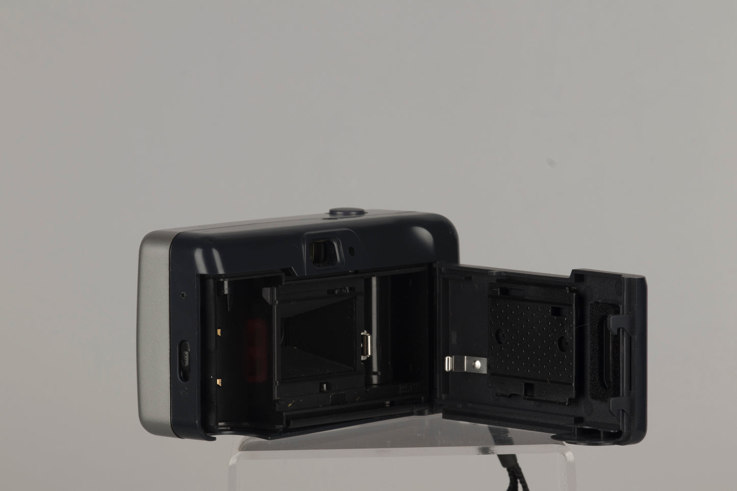 Nikon AF230 35mm film camera with original case