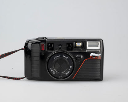 Nikon One Touch (L35AF3) 35mm camera w/ case (serial 3200467)