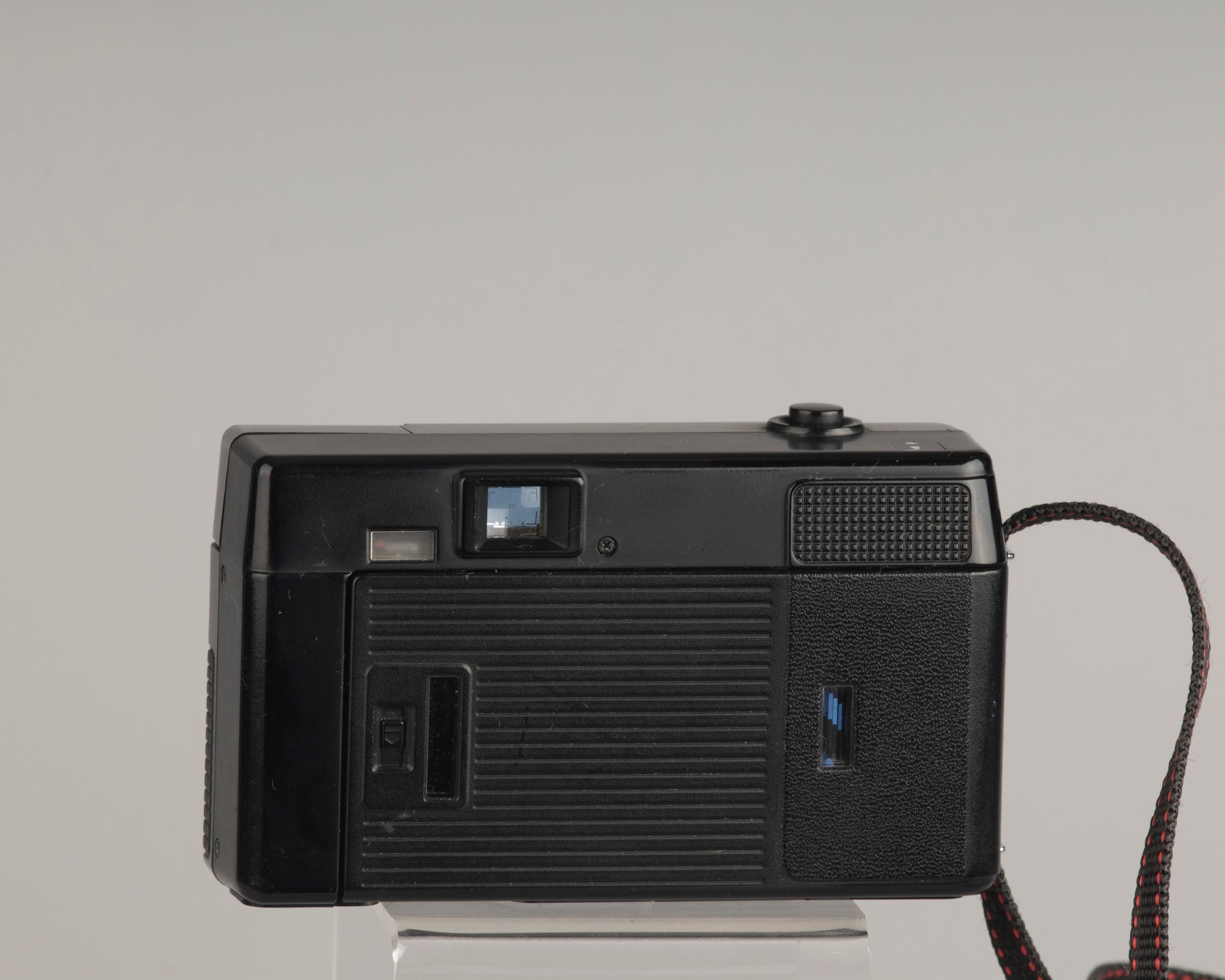 Nikon One Touch (L35AF2) 35mm camera – New Wave Pool