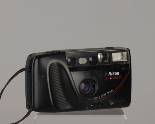 Appareil photo Nikon One Touch 100 35 mm (le flash ne fonctionne pas ; sinon OK)